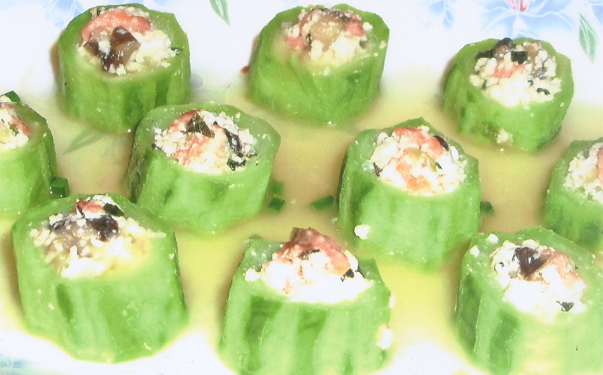 Stuffed-cuccumbers-with-tofu